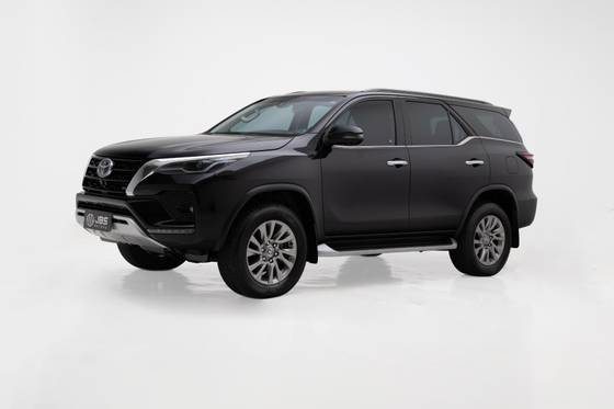TOYOTA HILUX SW4 2.8 D-4D TURBO DIESEL SRX 7L 4X4 AUTOMÁTICO
